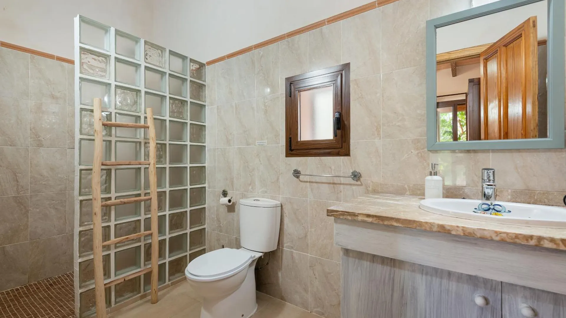 S'Horta Villa De Lujo Con Gran Piscina Y Campo De Golf Cerca