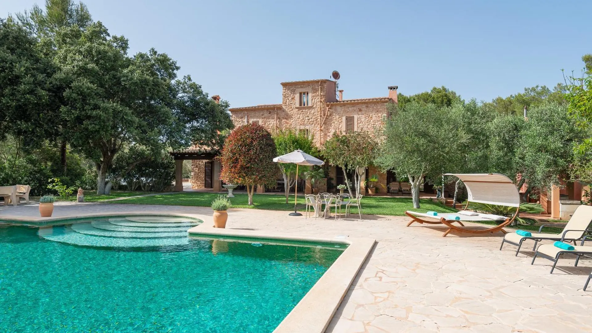 Villa De Lujo Con Gran Piscina Y Campo De Golf Cerca S'Horta